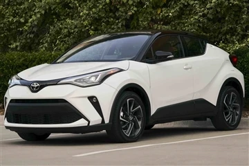 Le Toyota C-HR 2023 aura une variante hybride de 1,8 L
