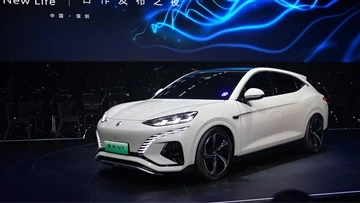 Le SUV Denza N7 de BYD officiellement présenté avec le système acoustique fra...
