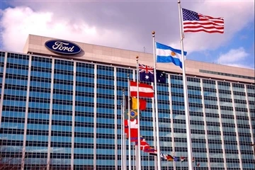 Ford prévoit une nouvelle série de licenciements, visant à réduire les coûts ...