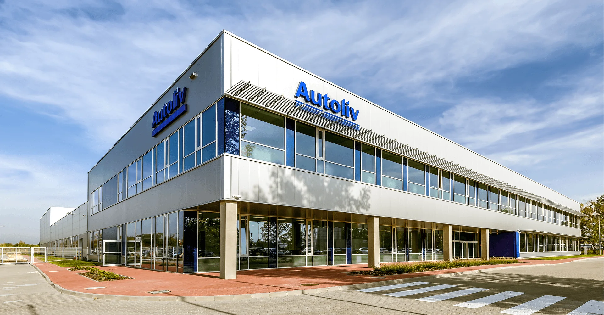 Autoliv va licencier 320 salariés en France