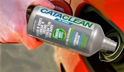 Conséquences de l'ajout d'un nettoyant pour convertisseur catalytique au rése...