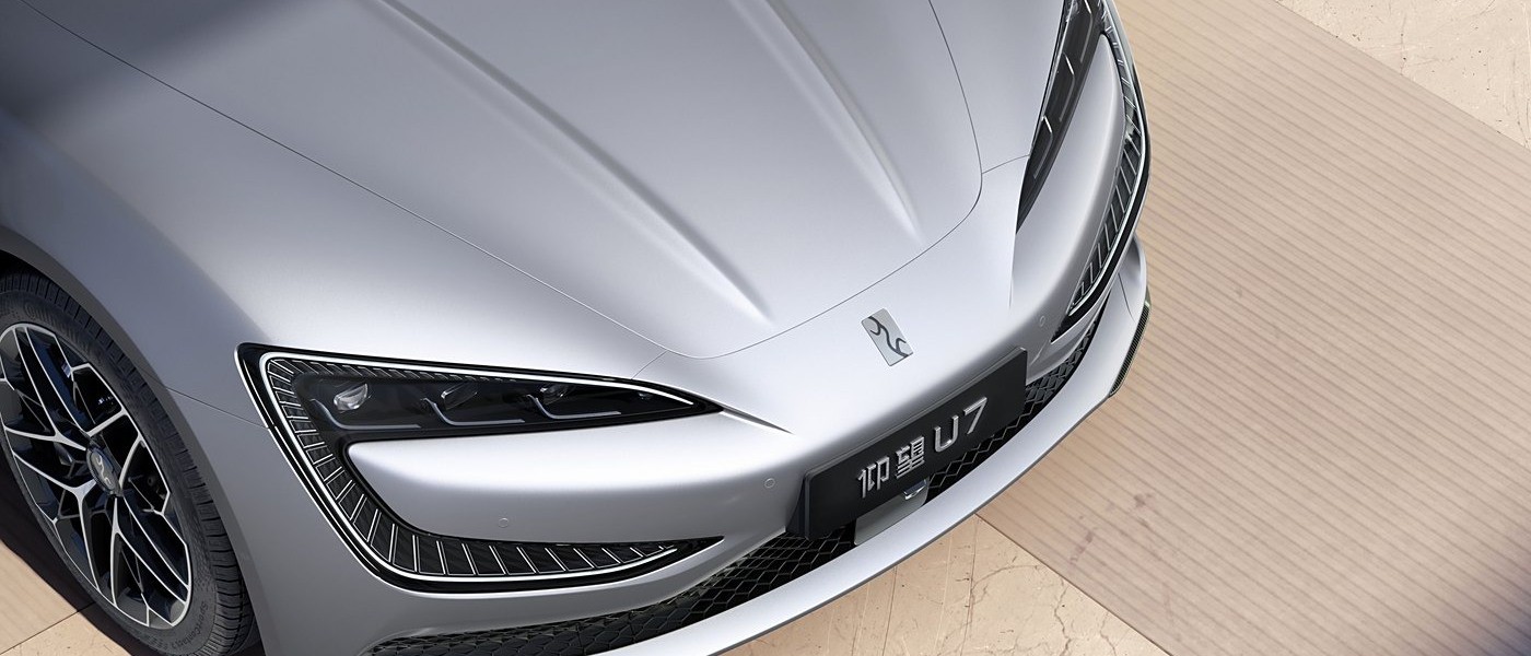 8 8